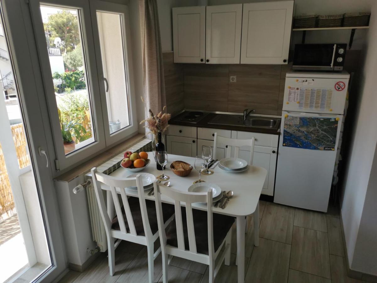 Apartman Jela シベニク エクステリア 写真