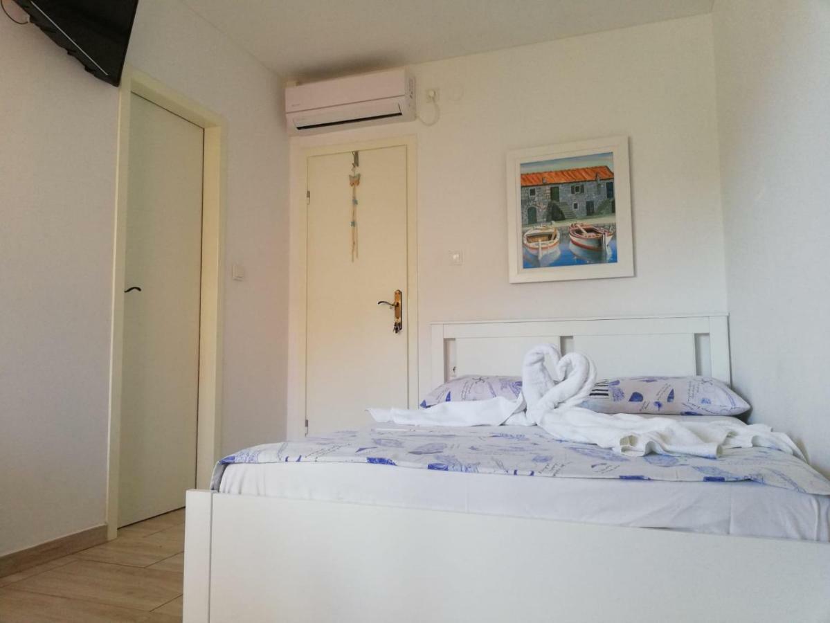 Apartman Jela シベニク エクステリア 写真